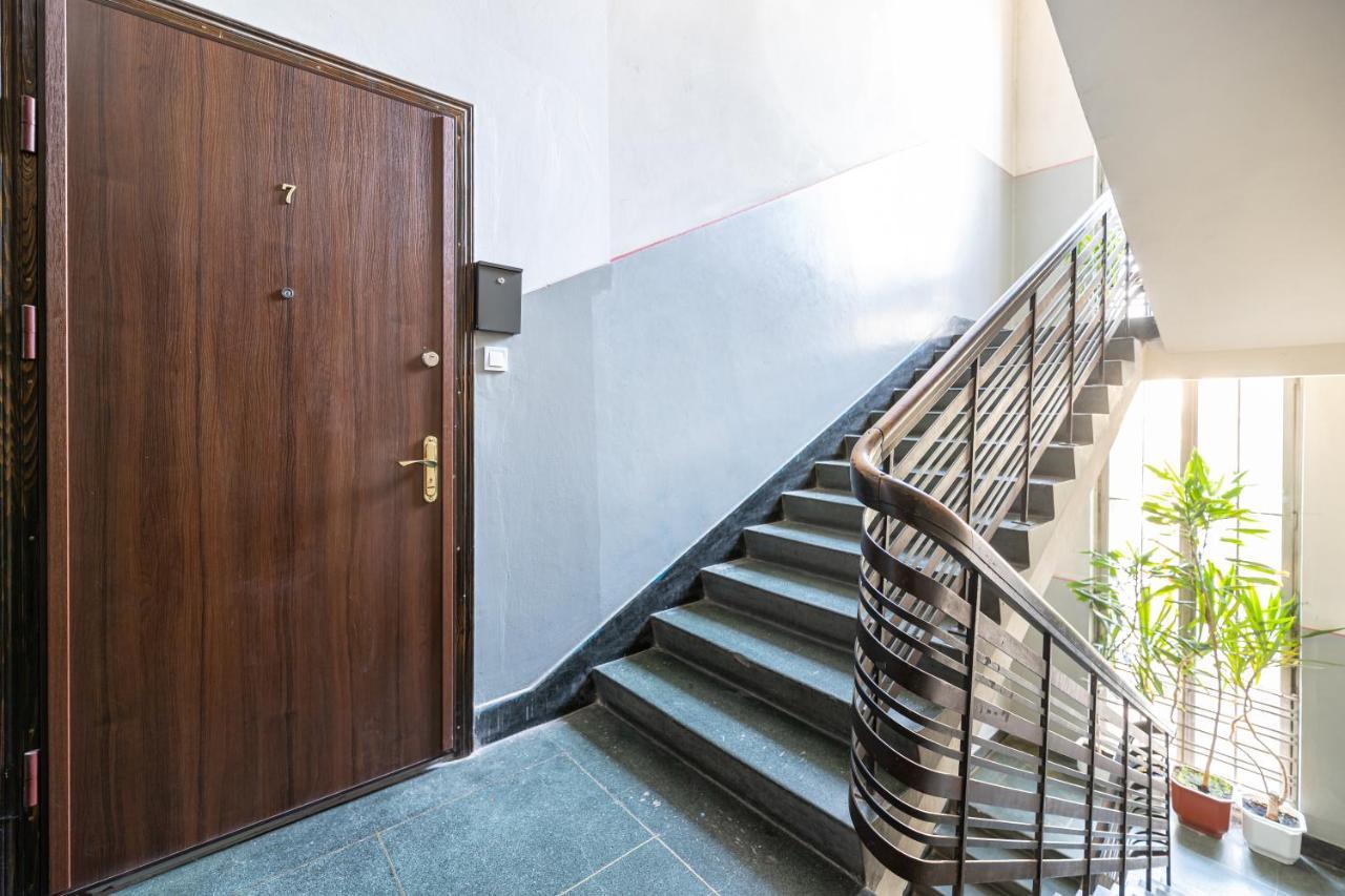 Levia Apartment-With 2 Bedrooms In The Old Town Лвив Екстериор снимка
